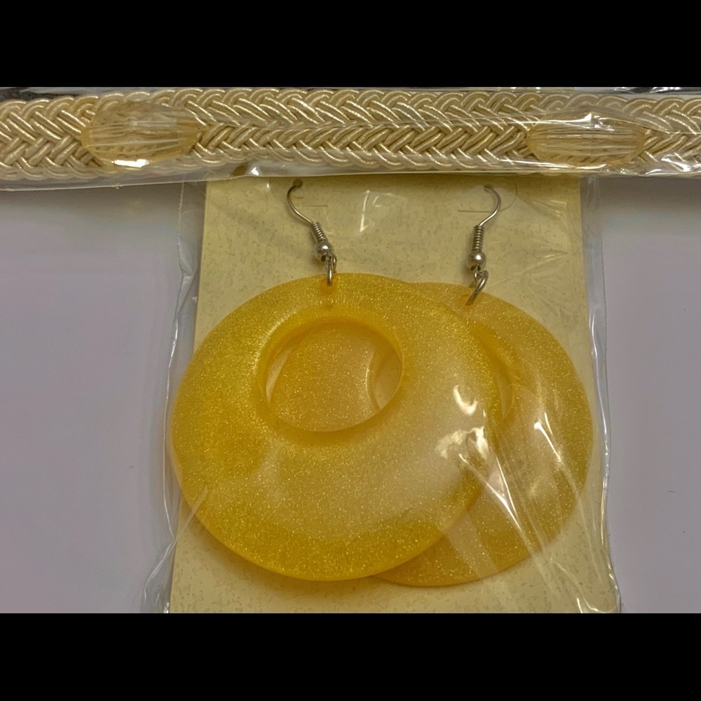 Earrings and hairband set